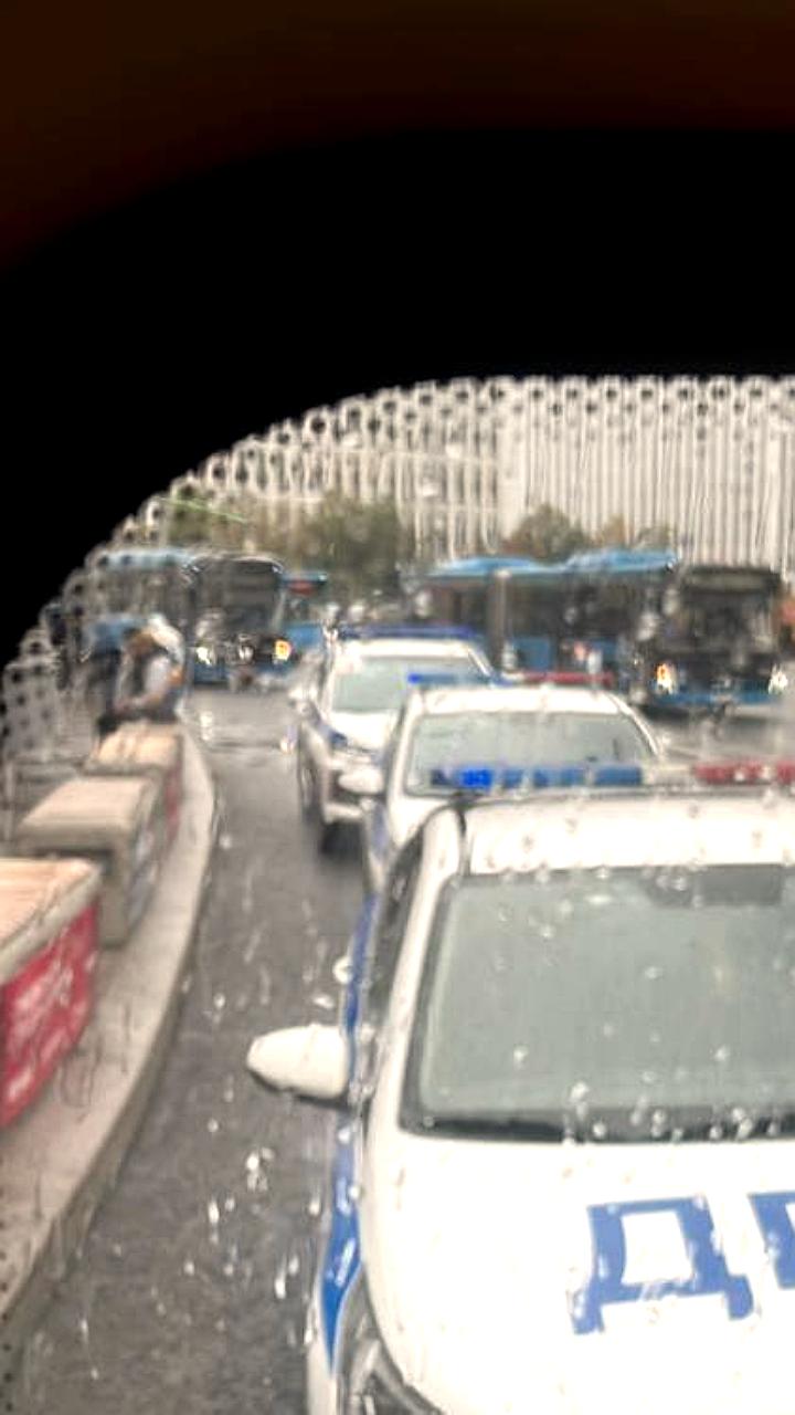 Наезд на беременную женщину на тротуаре в Москве: начато расследование