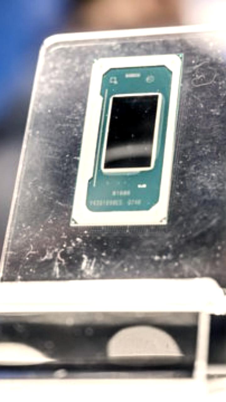 Intel анонсирует процессоры Panther Lake с новой графикой Xe3