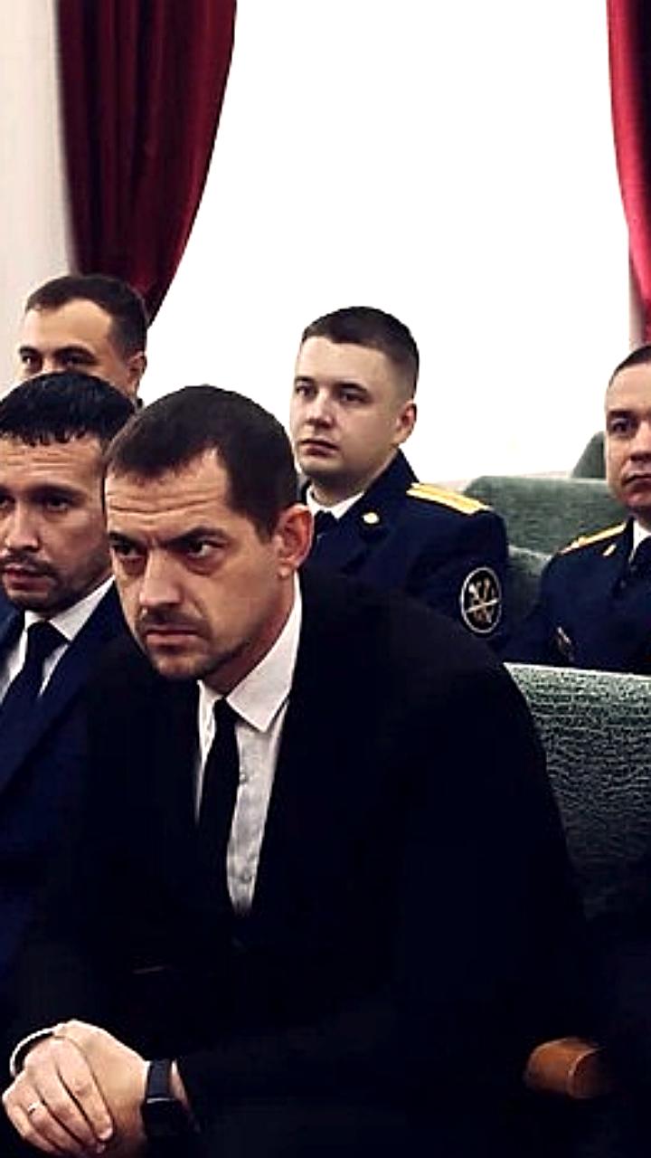 В Екатеринбурге наградили волонтеров и силовиков за помощь в поиске сбежавших из СИЗО