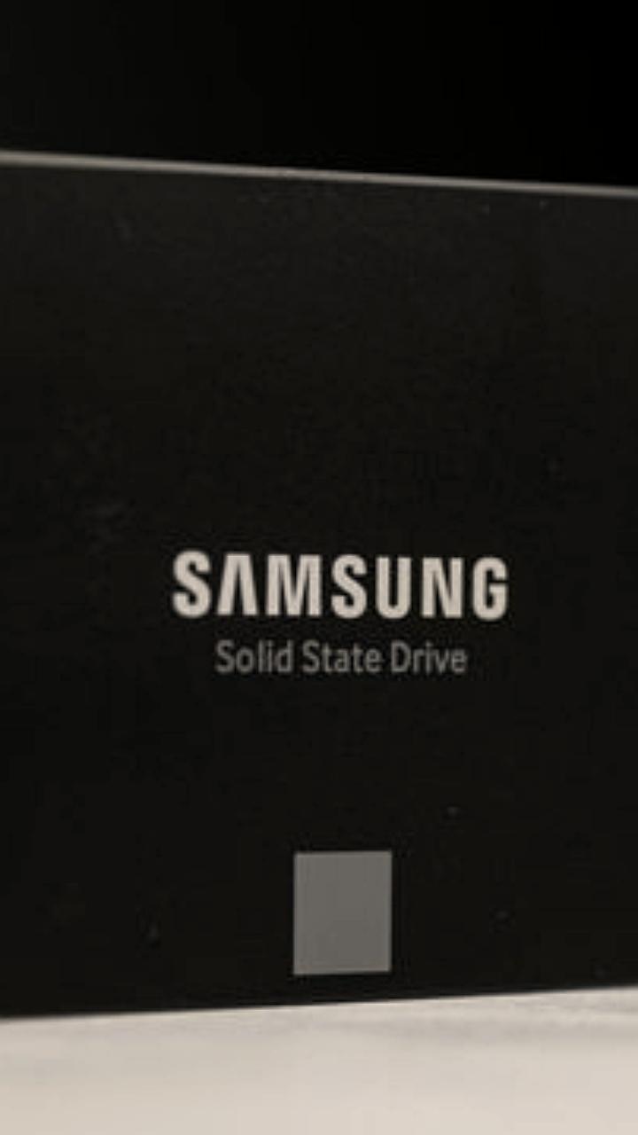 Samsung анонсировала выпуск 512 ТБ SSD на PCIe Gen6 к 2027 году