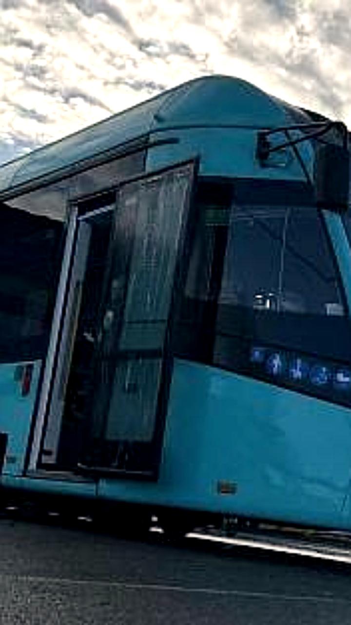 Ульяновск тестирует троллейбус с автономным ходом, БКМ Холдинг развивает новые модели трамваев