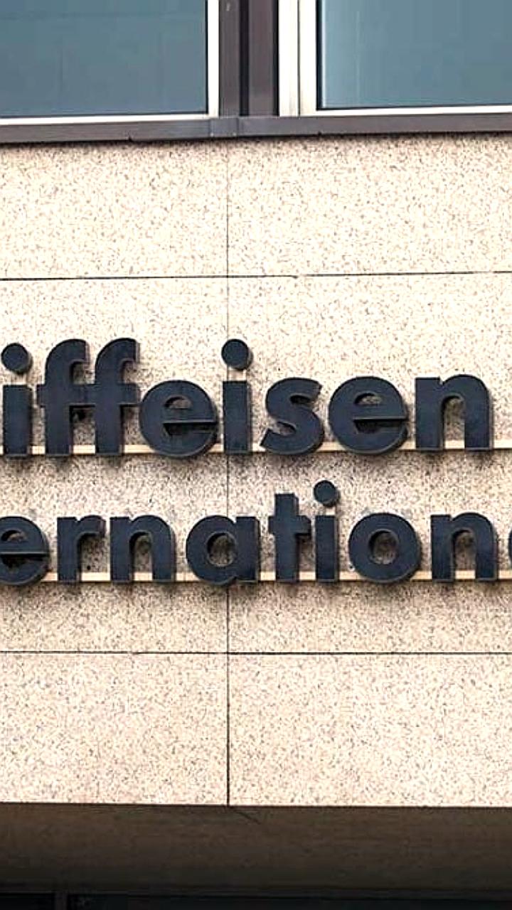 Raiffeisen Bank International избежал штрафа в 1 млрд евро после отзыва иска Strabag
