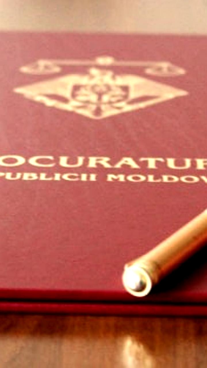 Мужчина из Кишинёва осуждён на 6 лет за мошенничество с автомобильными объявлениями