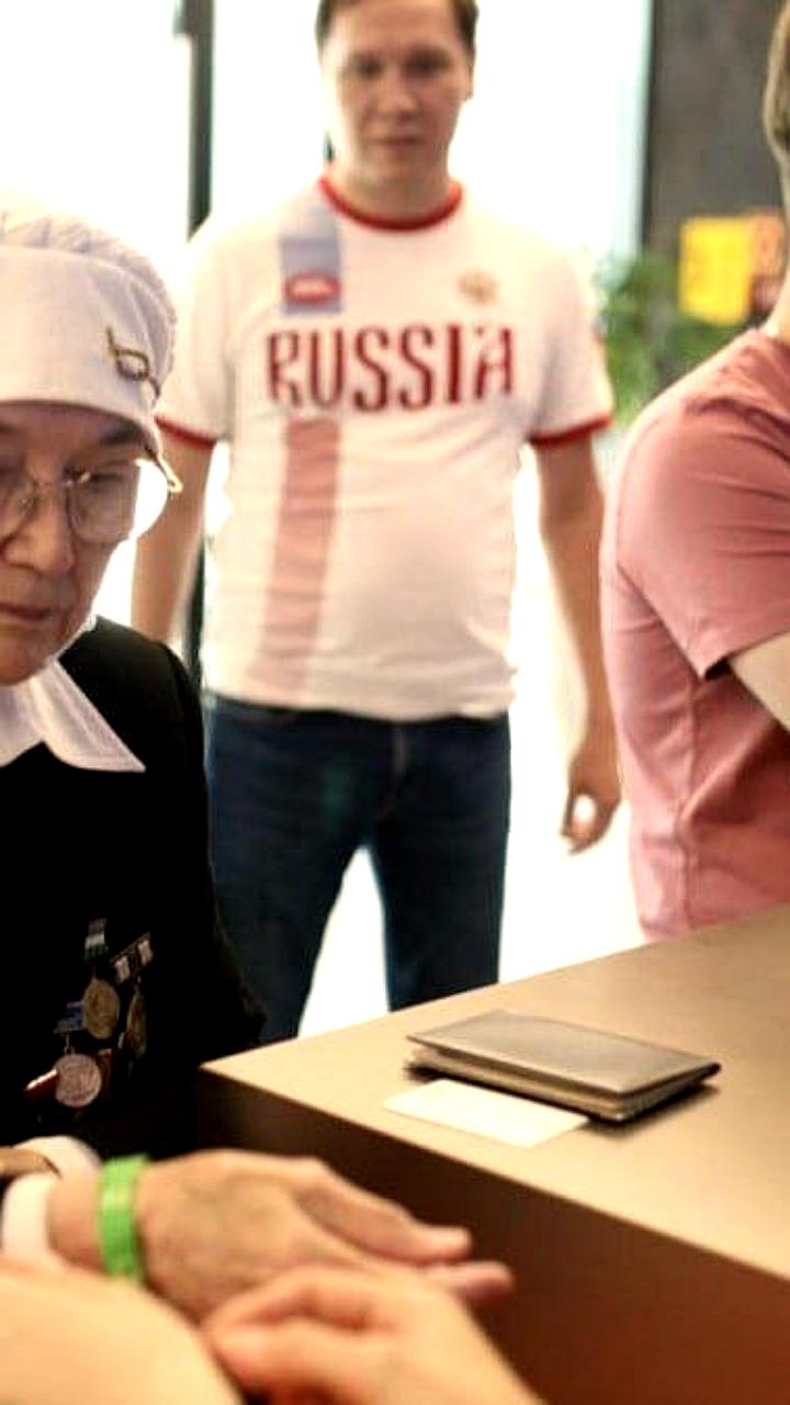 78-летняя Минигуль Масагутова поступила в Школу 21 и вдохновляет на перемены