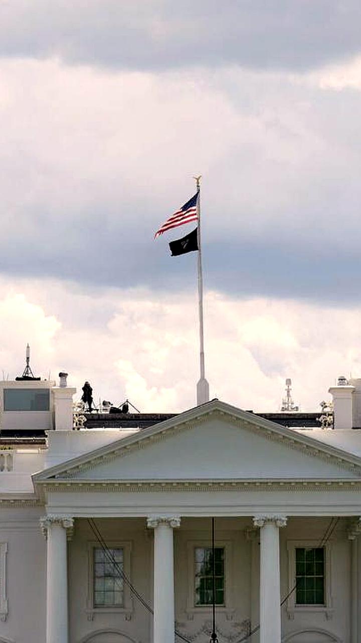 Шатдаун в США: Белый дом предупреждает о значительных экономических потерях и сокращениях в госаппарате