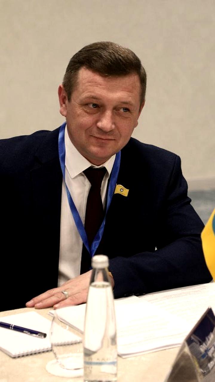 Хучбар Хучбаров назначен руководителем Штаба общественной поддержки в Дагестане