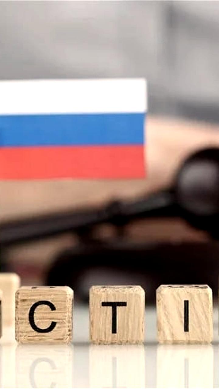 Евросоюз продлевает санкции против России до 2026 года, но не вводит ограничения на шенгенские визы