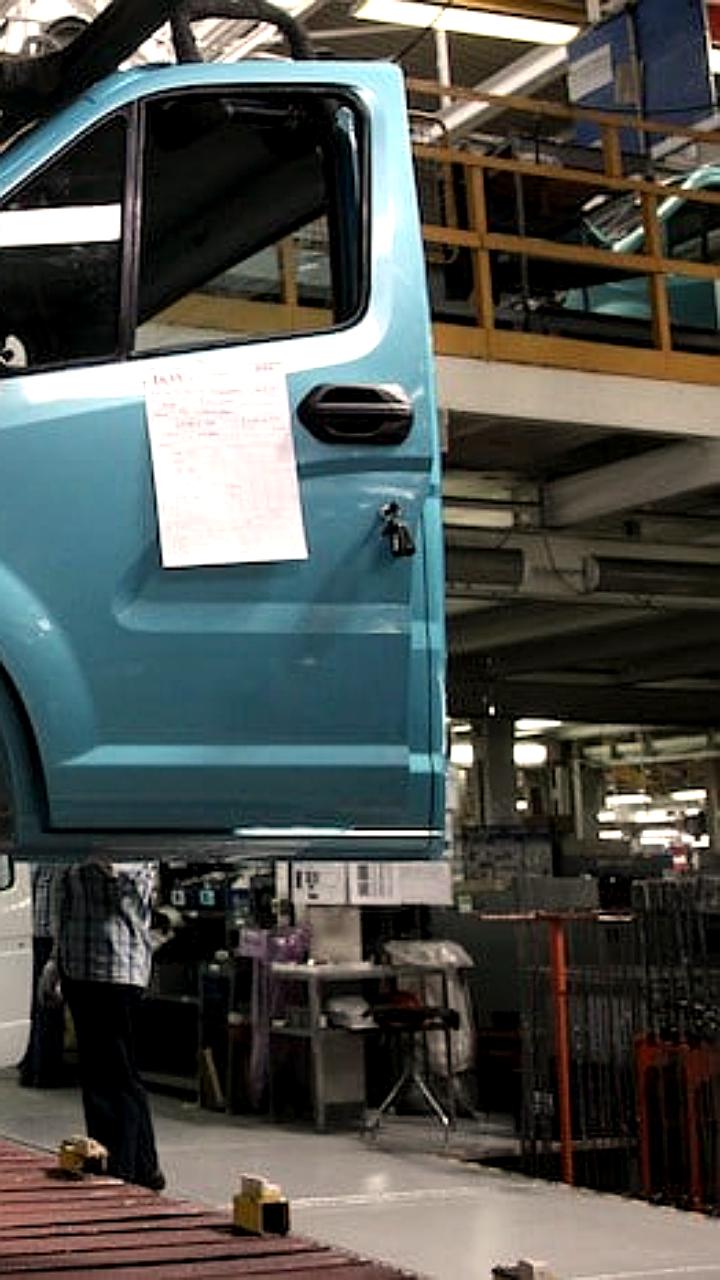 Горьковский автозавод переходит на 5-дневную рабочую неделю благодаря скидкам на технику