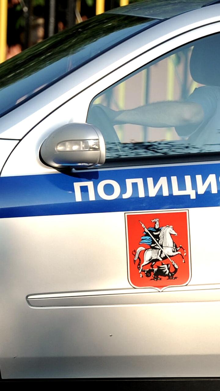 Полиция Санкт-Петербурга разыскивает мужчину за использование перцового газа против подростков
