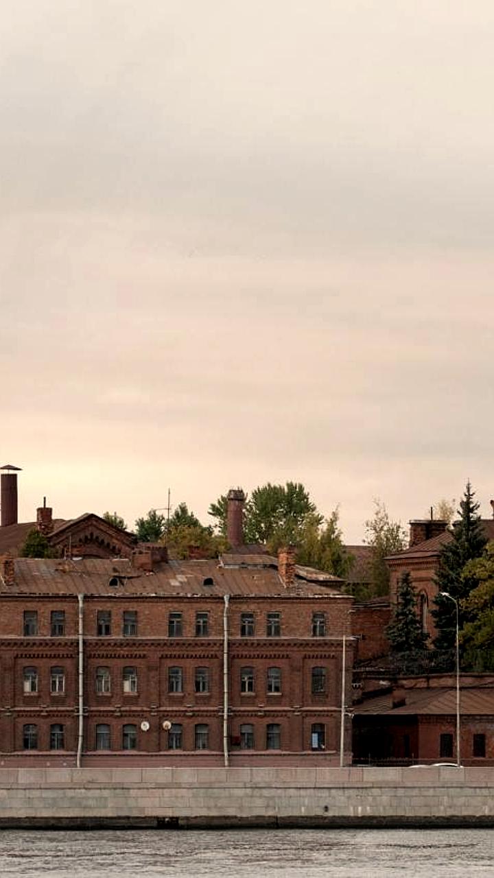 Два здания Крестов могут стать памятниками культуры после включения в новый список КГИОП