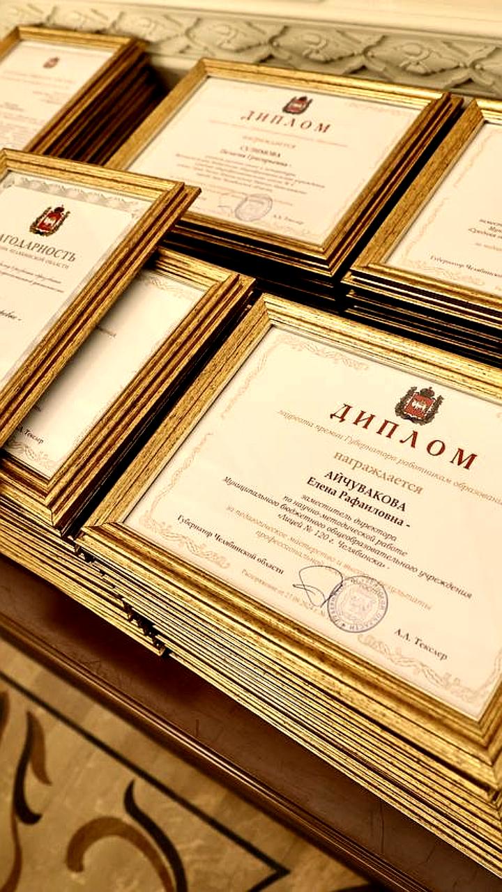 Директор редакции Копейский рабочий Антон Попкович награжден Союзом журналистов