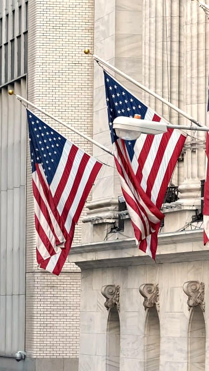Приостановка работы правительства США влияет на экономические отчеты и потребительское доверие