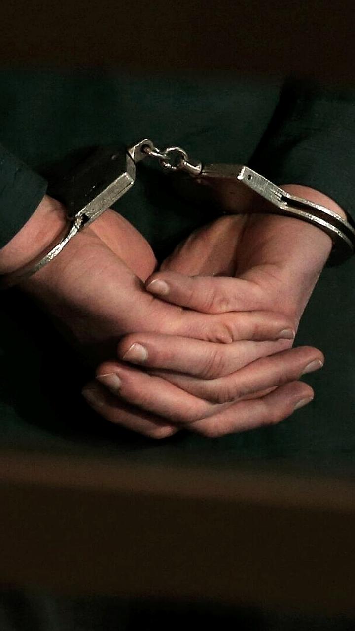 Задержание чиновников в Сырдарьинской и Навоийской областях по делу о коррупции