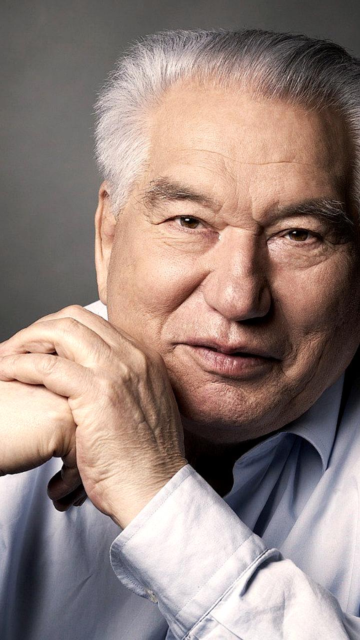 2028 год объявлен Годом Чингиза Айтматова в Кыргызстане с планом юбилейных мероприятий