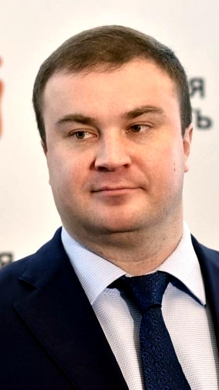 Губернатор Омской области Виталий Хоценко обсудил приоритеты федерального бюджета на 2026-2028 годы в Совете Федерации