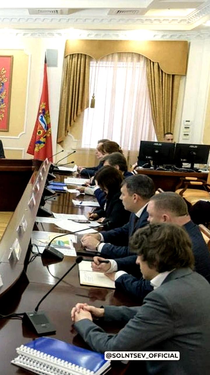 Замминистра транспорта РФ Валентин Иванов посетил Оренбургскую область для обсуждения инфраструктурных проектов