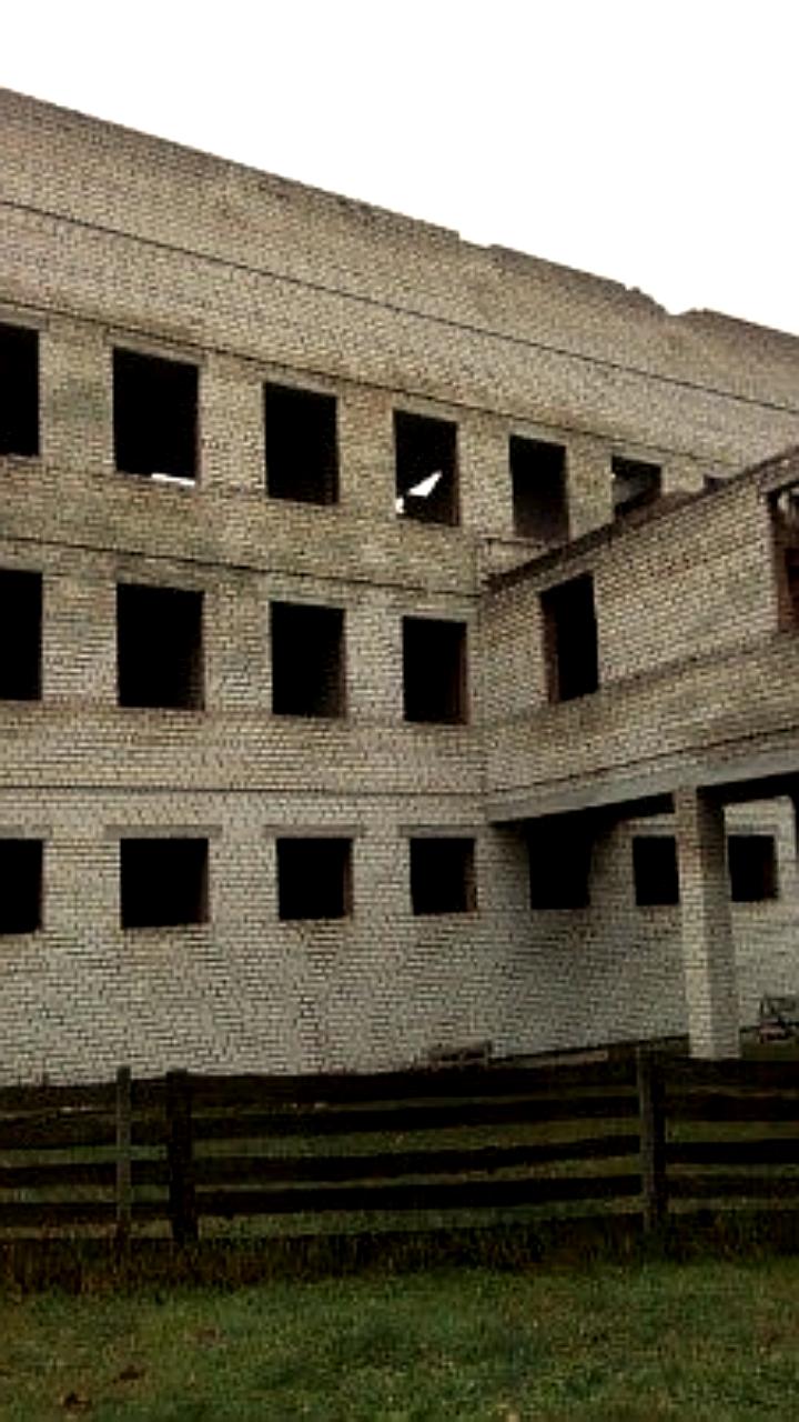 Снос незаконных и аварийных зданий в Сочи и Самаре