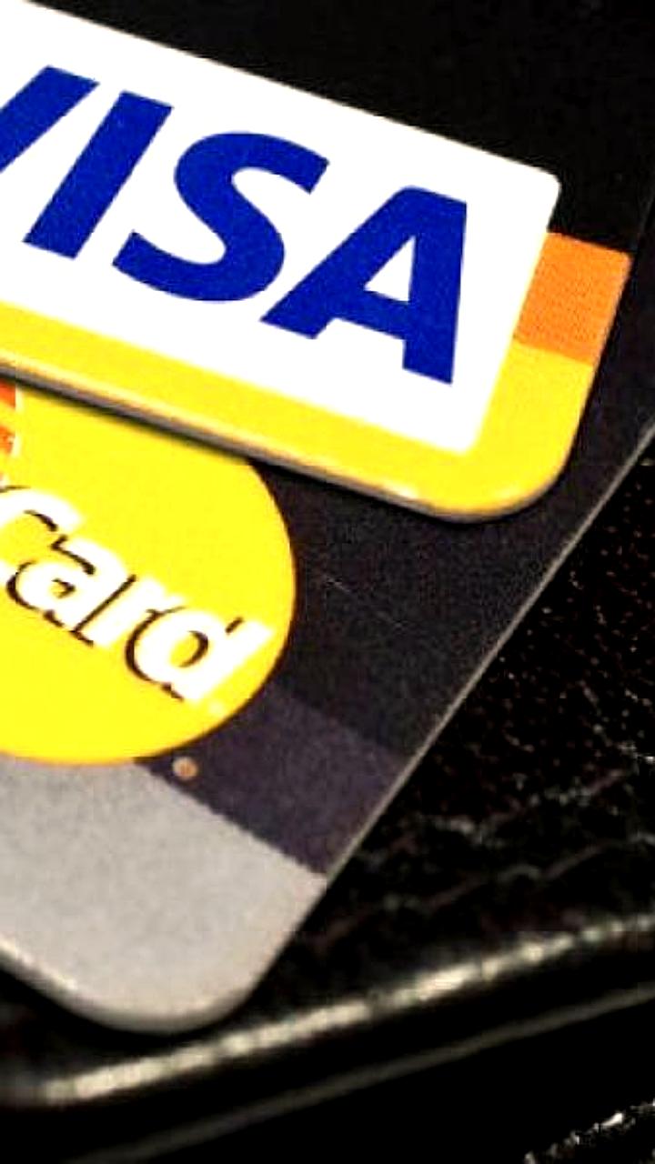 НСПК объясняет необходимость ограничения работы карт с истекшим сроком действия