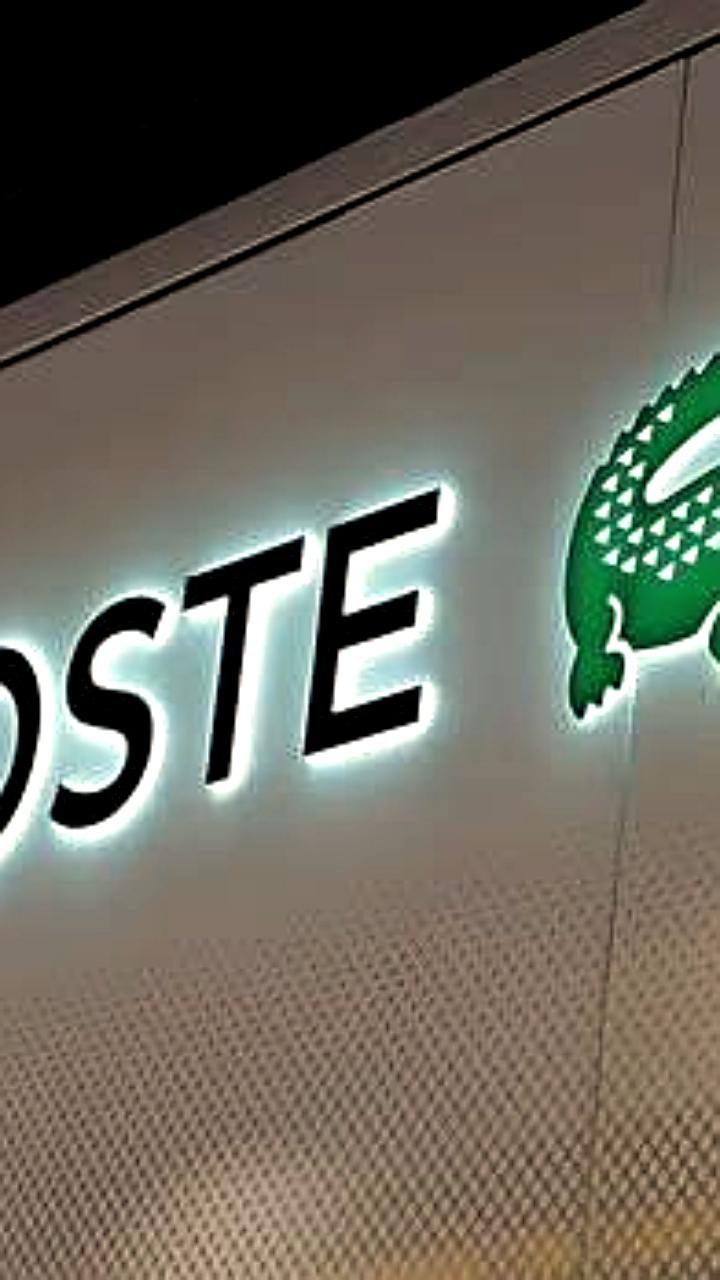 Lacoste анонсирует открытие нового магазина в ТЦ Саларис в Москве