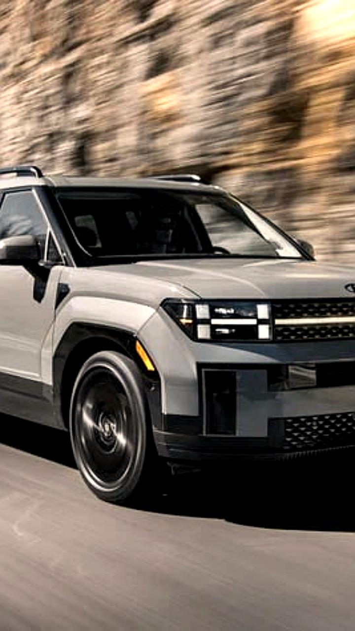 Hyundai отзывает 135 тысяч кроссоверов Santa Fe из-за риска возгорания