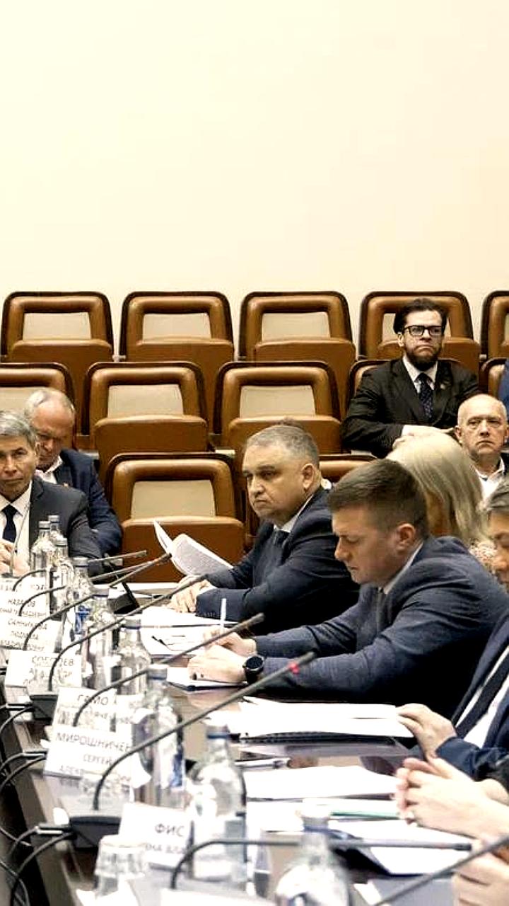 Совещания Минэнерго с министрами СФО и УФО: обсуждение развития ТЭК