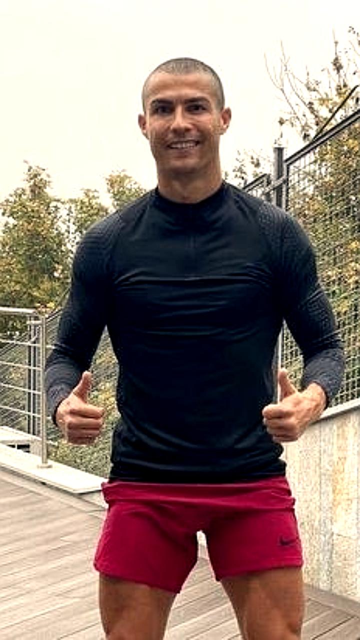 Криштиану Роналду открывает клинику по уходу за волосами в Эр Рияде