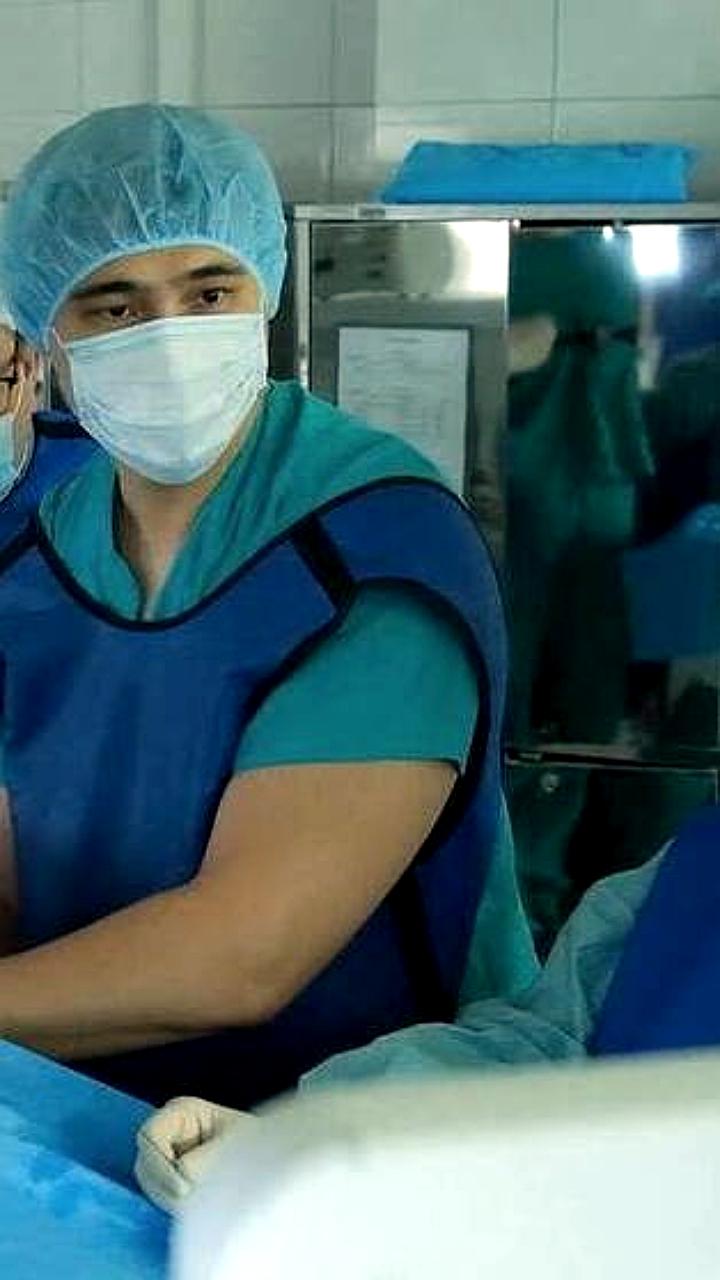 Тюменские хирурги успешно удалили трихобезоар у 12-летней девочки