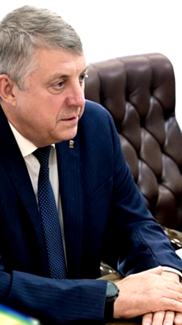 Губернатор Богомаз и глава Элисты Сорокин вошли в топ медиарейтинга регионов России