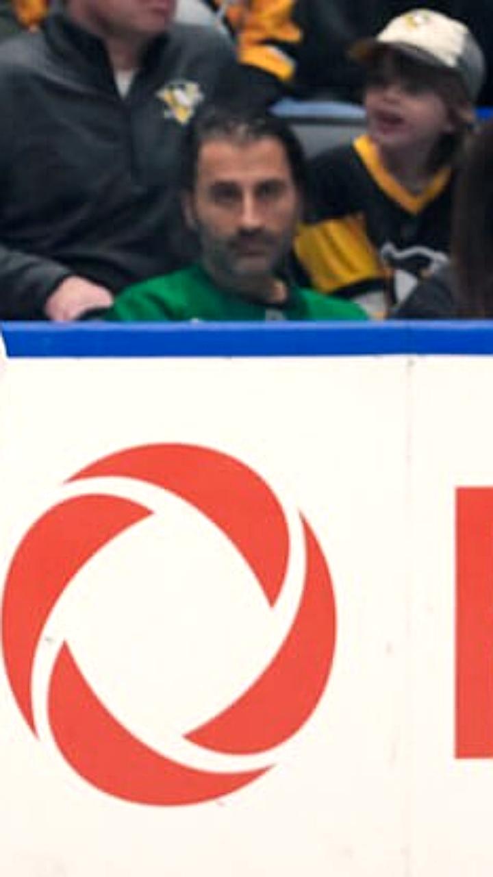 Евгений Малкин вошел в топ-30 бомбардиров НХЛ после ассистентского хет-трика в матче против Айлендерс