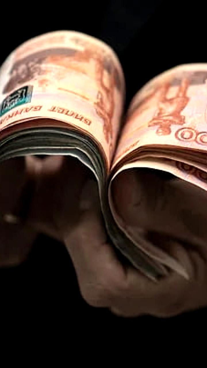 26% российских компаний повысили зарплаты в третьем квартале 2023 года