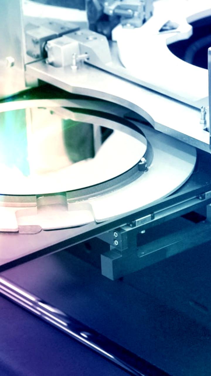 Стартап из Зеленограда представил ИИ систему контроля чипов с высокой точностью