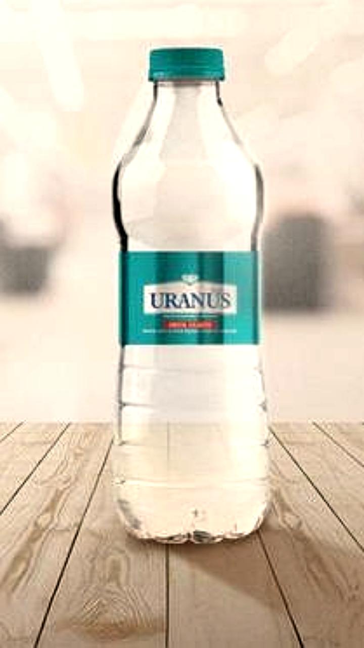 ОАЭ запретили бутилированную воду Uranus Star после инцидента в Омане
