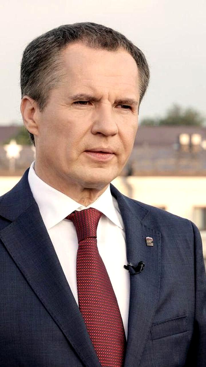 Губернатор Гладков рассказал о попытках отправить семью в безопасное место