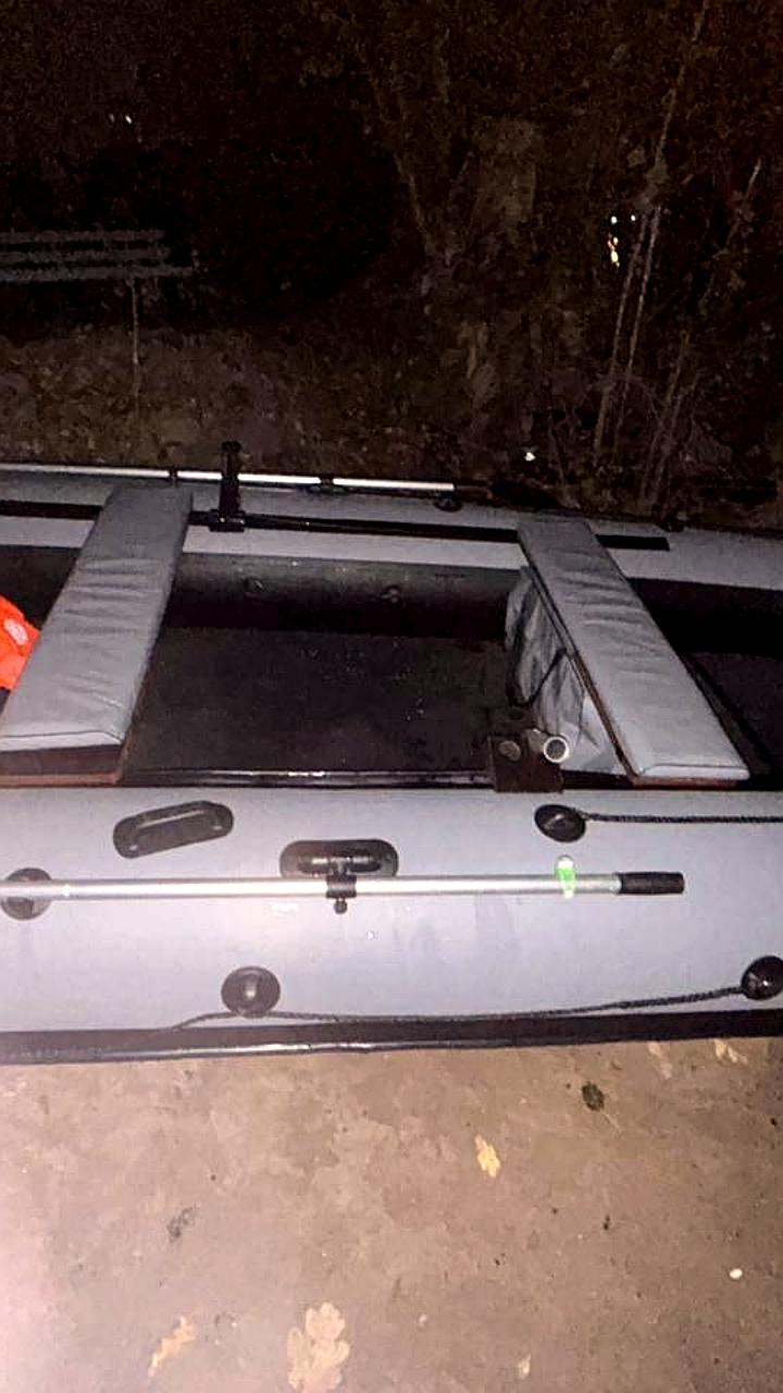 Проверка безопасности после переворота лодки на Малой Неве