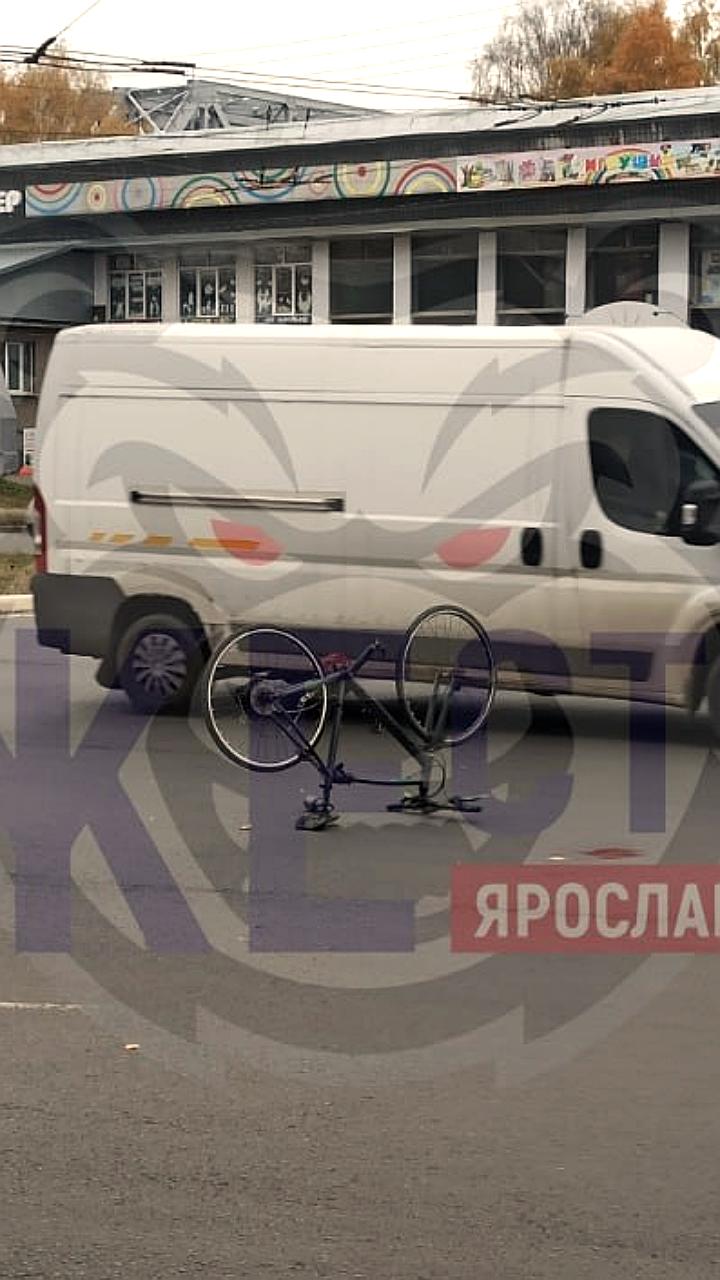 ДТП с участием велосипедиста и мотоциклистов в Ярославле и Твери