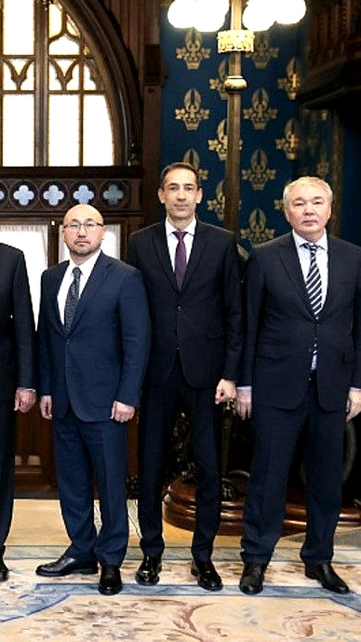 Лавров провел встречу с главами дипмиссий прикаспийских государств в Москве