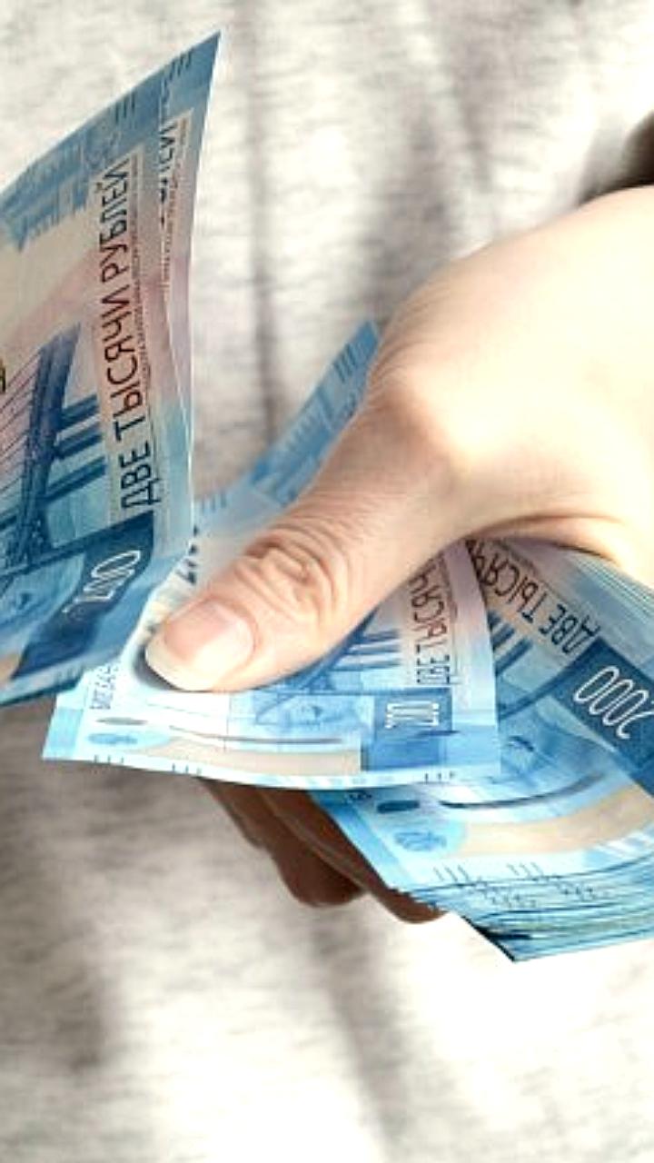 Госдума рассмотрит законопроект об увеличении МРОТ до 27 093 рублей в 2026 году
