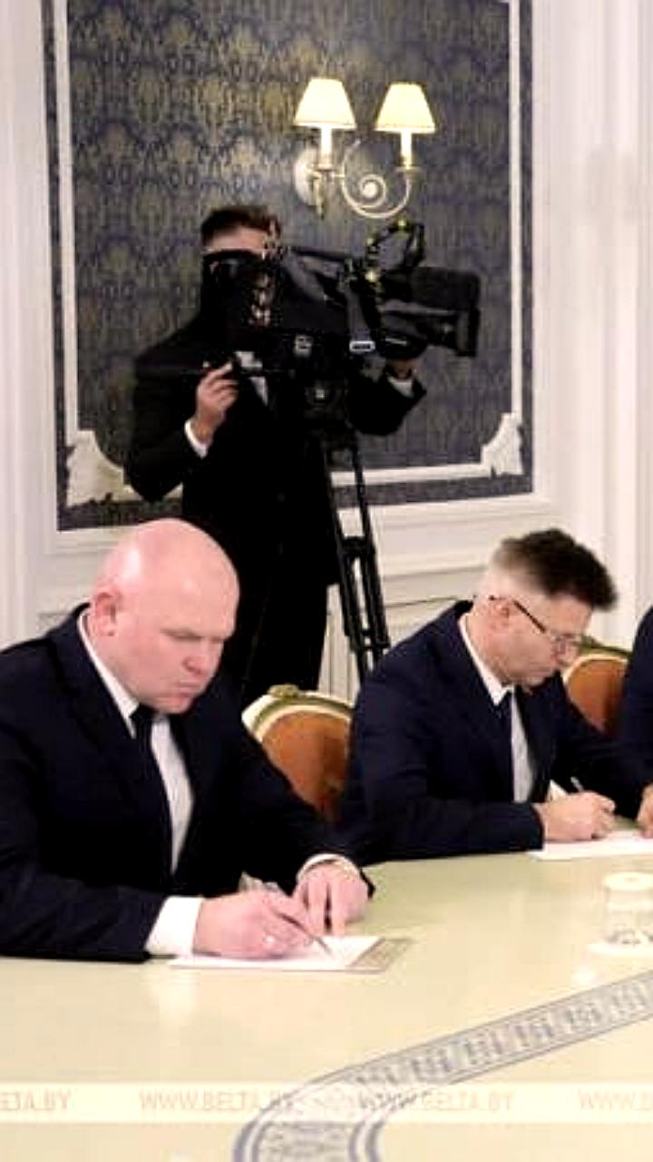 Смена руководства в белорусских госкомпаниях и рост цен производителей