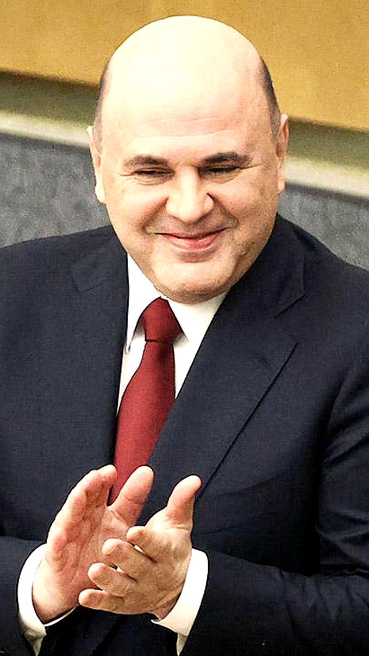 Мишустин анонсировал повышение МРОТ и пособий для семей в 2026 году