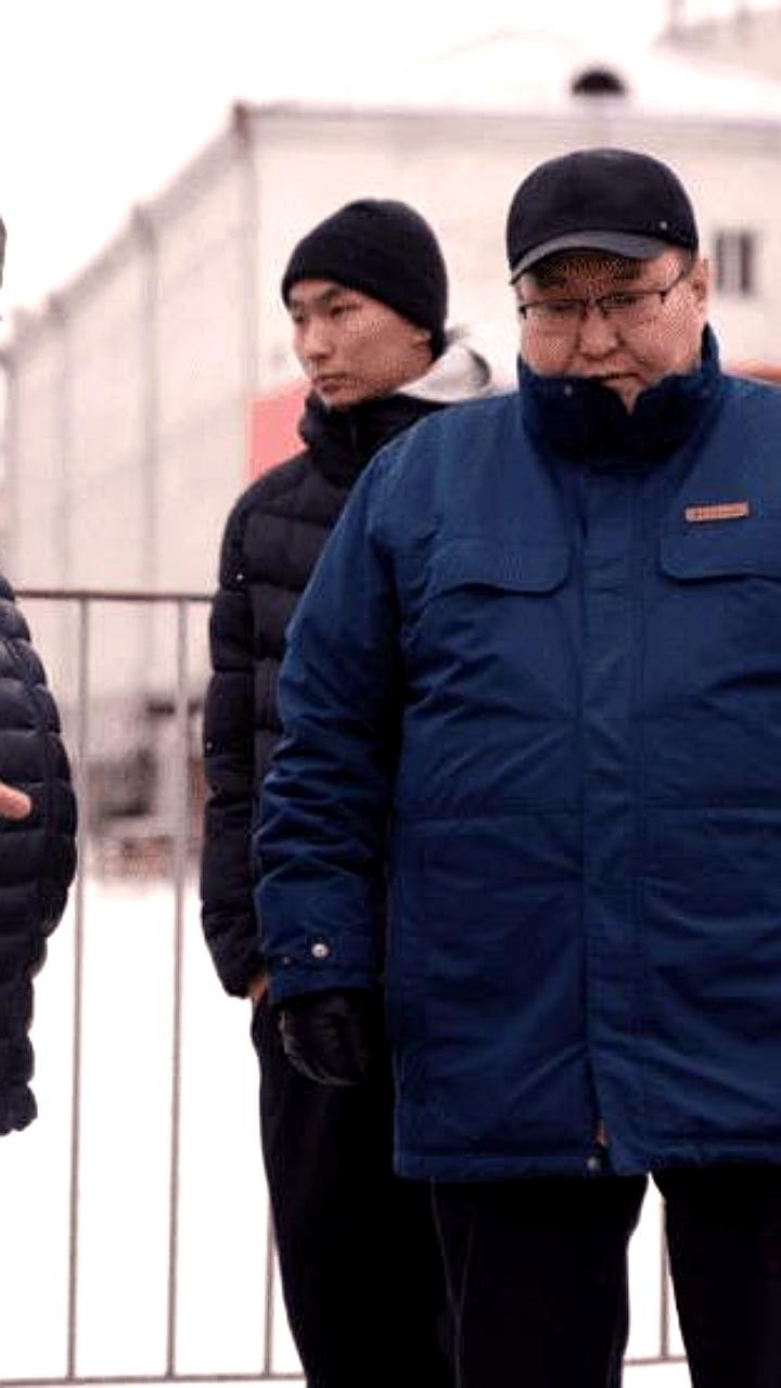 Ускорение работ по ремонту площади Орджоникидзе в Якутске