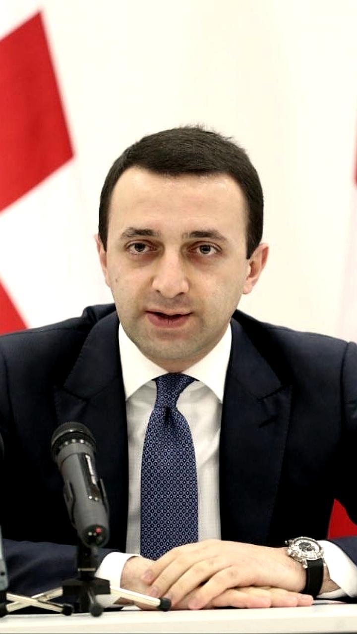 В Грузии проведены обыски у экс-чиновников с изъятием 7 млн долларов