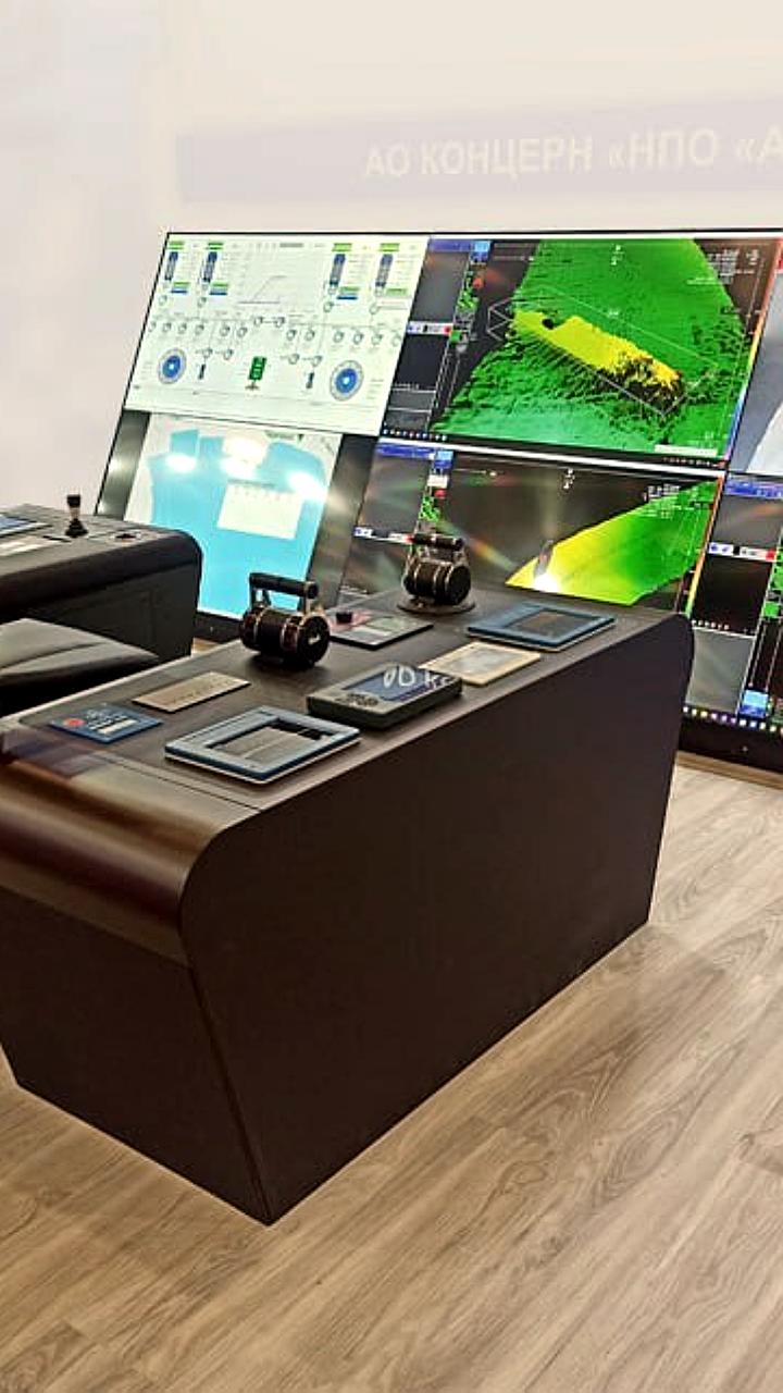 ОСК Аврора представила новый пульт судоводителя для рыболовецких судов на выставке Нева 2025