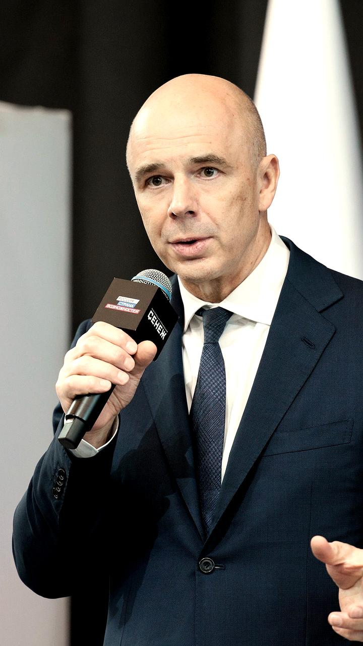 Антон Силуанов подчеркивает важность сбалансированного бюджета для макроэкономической устойчивости