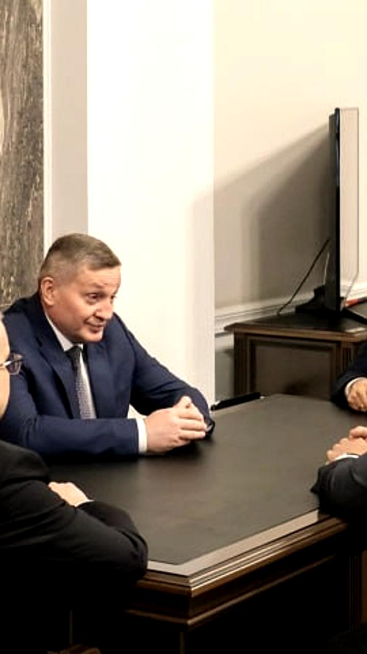 Волгоград: Бочаров и Лопатин обсудили сотрудничество с ЦИК на молодежном форуме