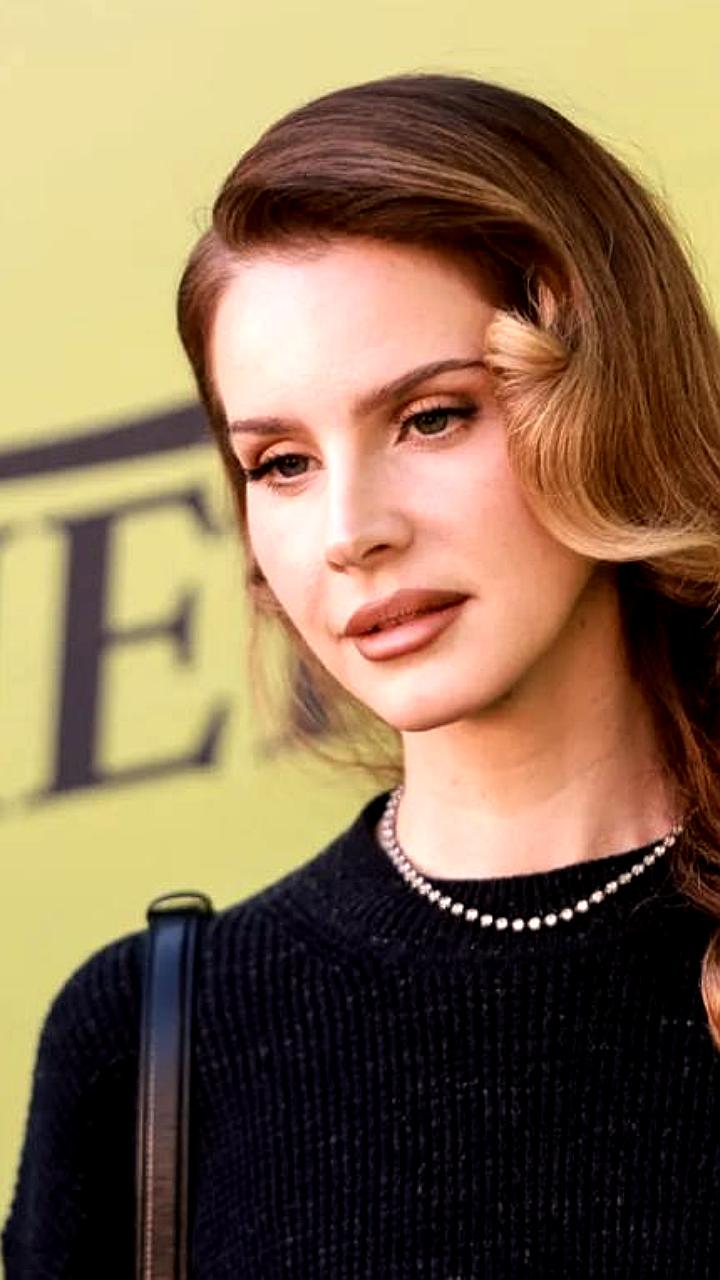 Лана Дель Рей зарегистрировала песню для возможного саундтрека к игре 007 First Light