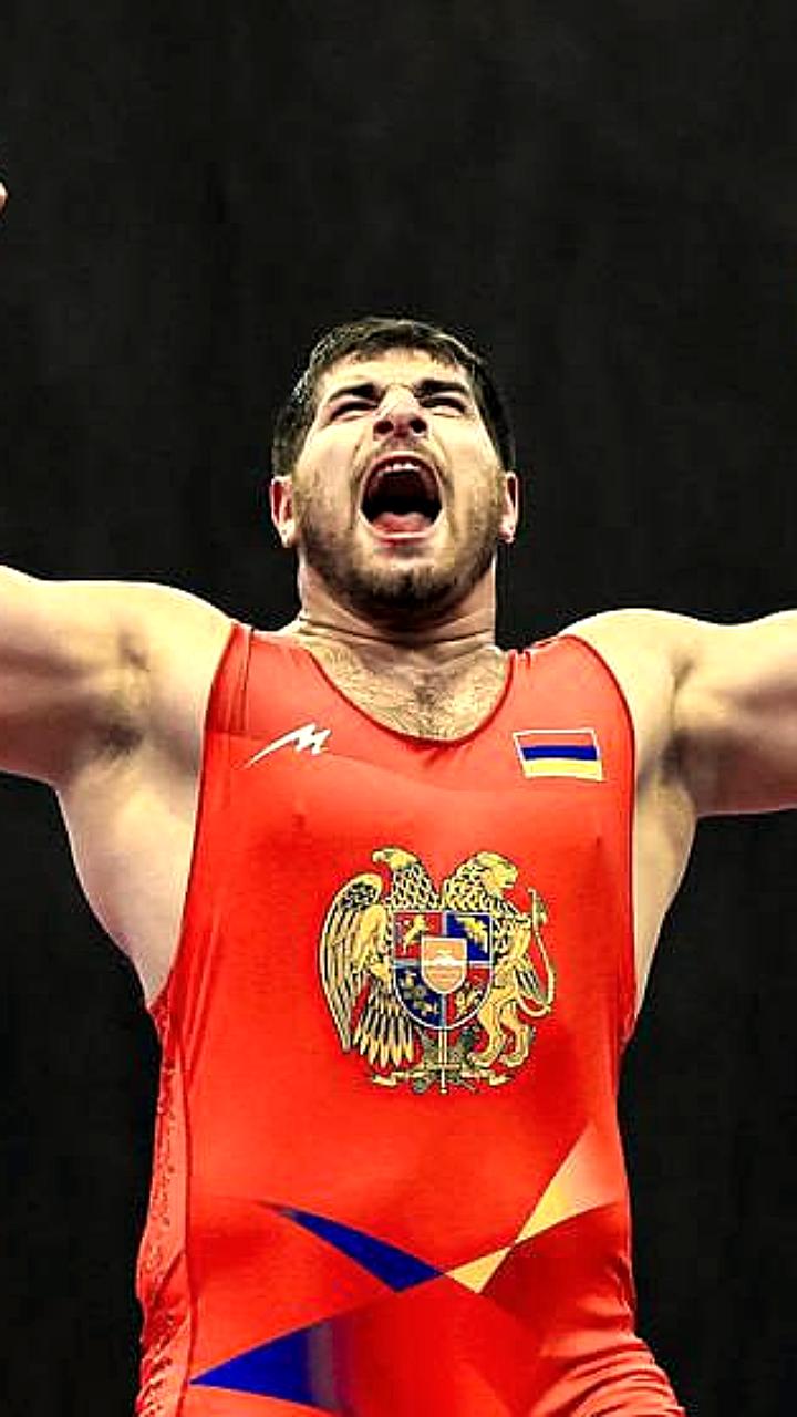 Размик Курдян завоевал серебро на чемпионате мира по греко-римской борьбе в Сербии