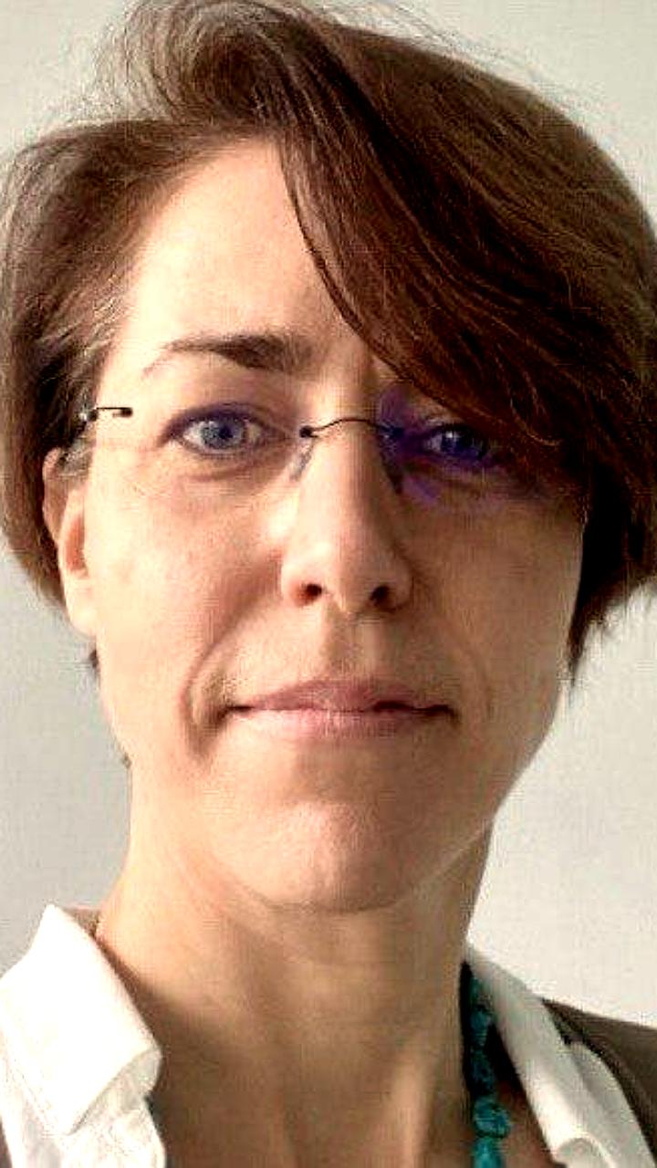 Обвинения в адрес начальника службы безопасности Лувра: вопросы о назначении и безопасности музея