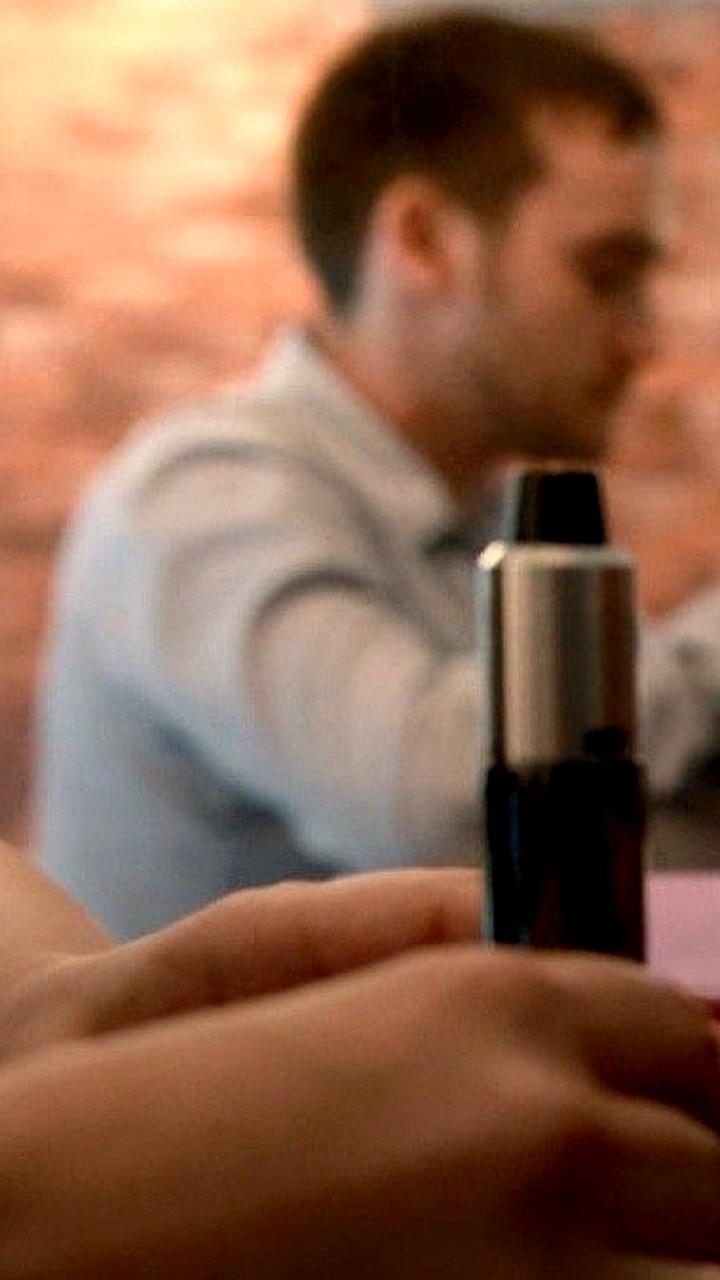 Эксперт предупреждает о вреде вейпов: они в два-три раза опаснее сигарет