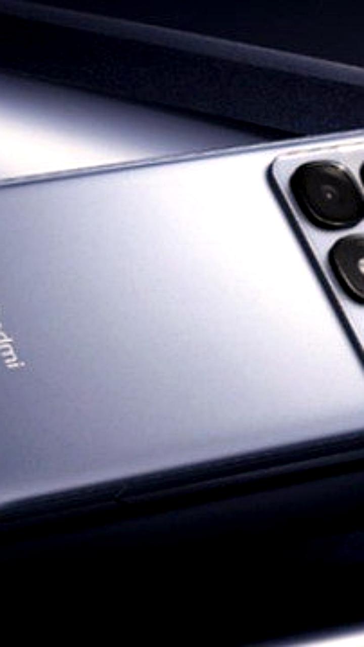 Xiaomi представила Redmi K90 с флагманскими характеристиками и доступной ценой