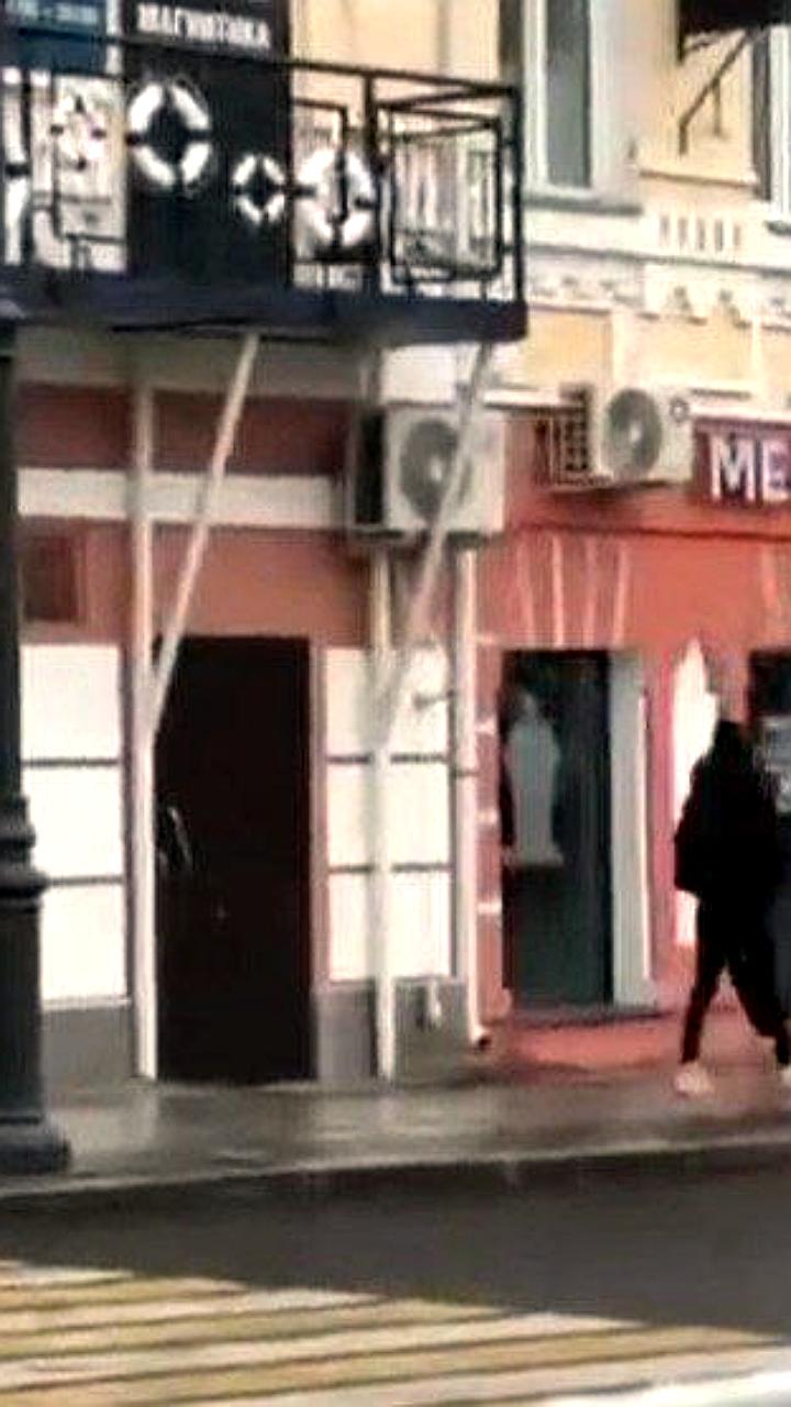 Полиция проводит проверки инцидентов с драками в Ростове и Владивостоке